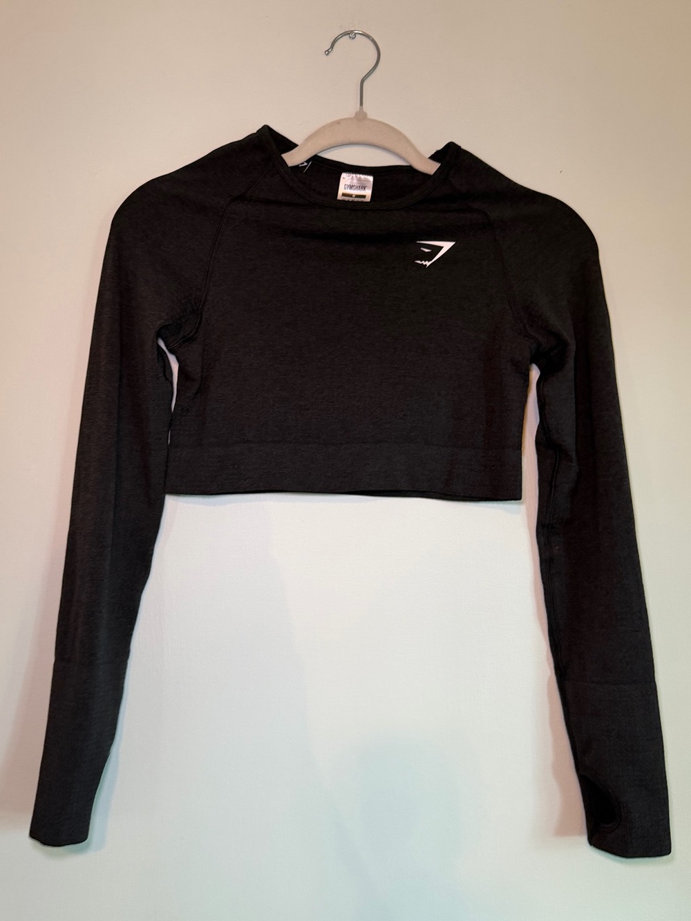 Gymshark Women’s Black Cropped Long Sleeve Top